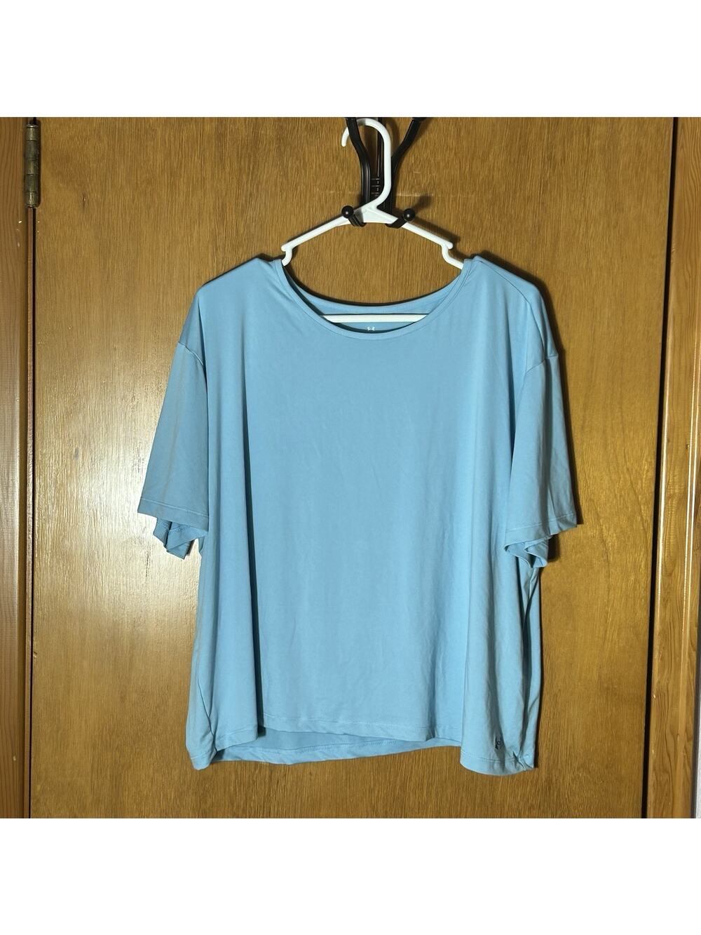 Under Armour Women's Motion Short Sleeve Active Shirt Top Loose Fit Size 1X Blue